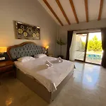 Villa Tlos 3+1 Villa, Oezel Havuzlu, *